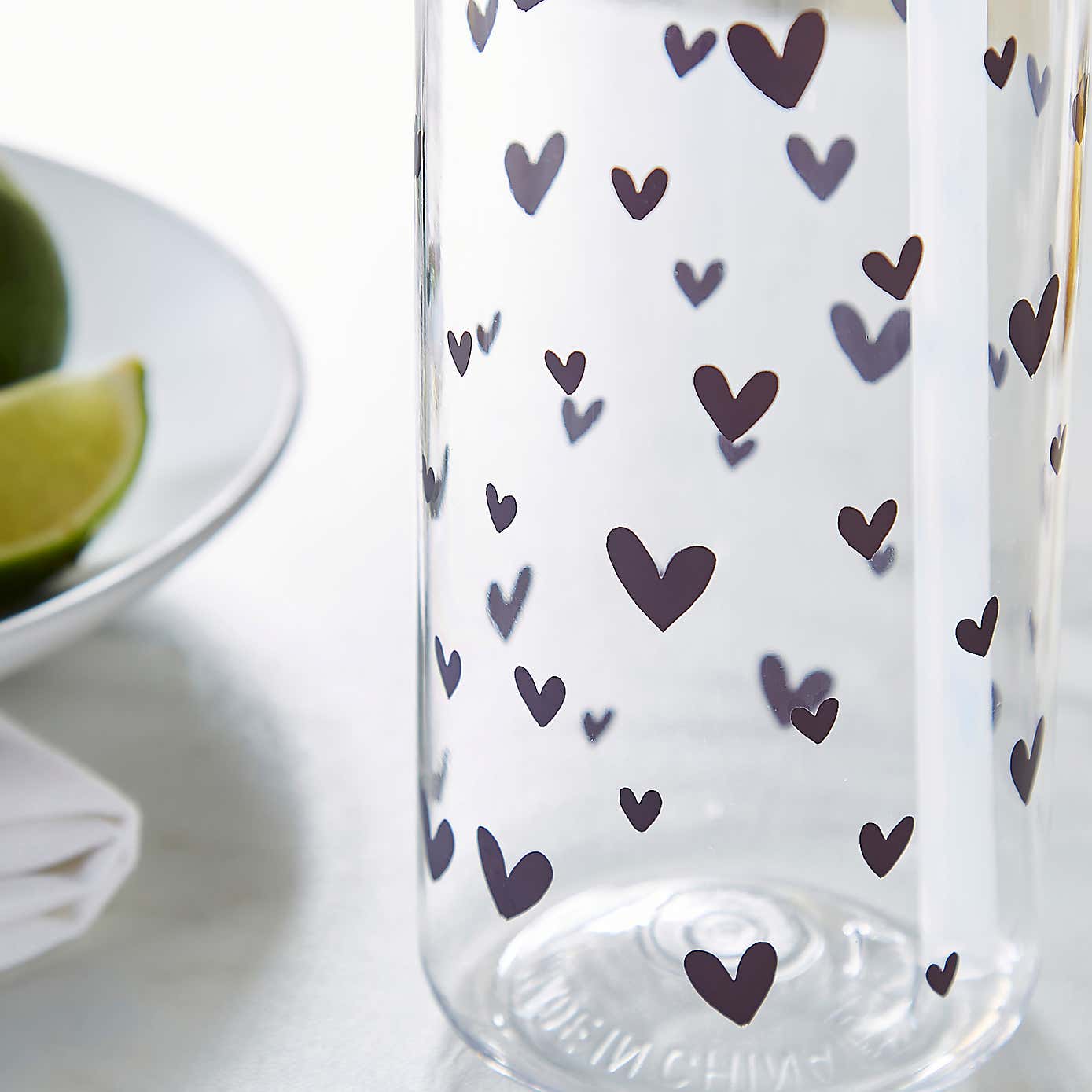 Hearts 620ml Water Bottle