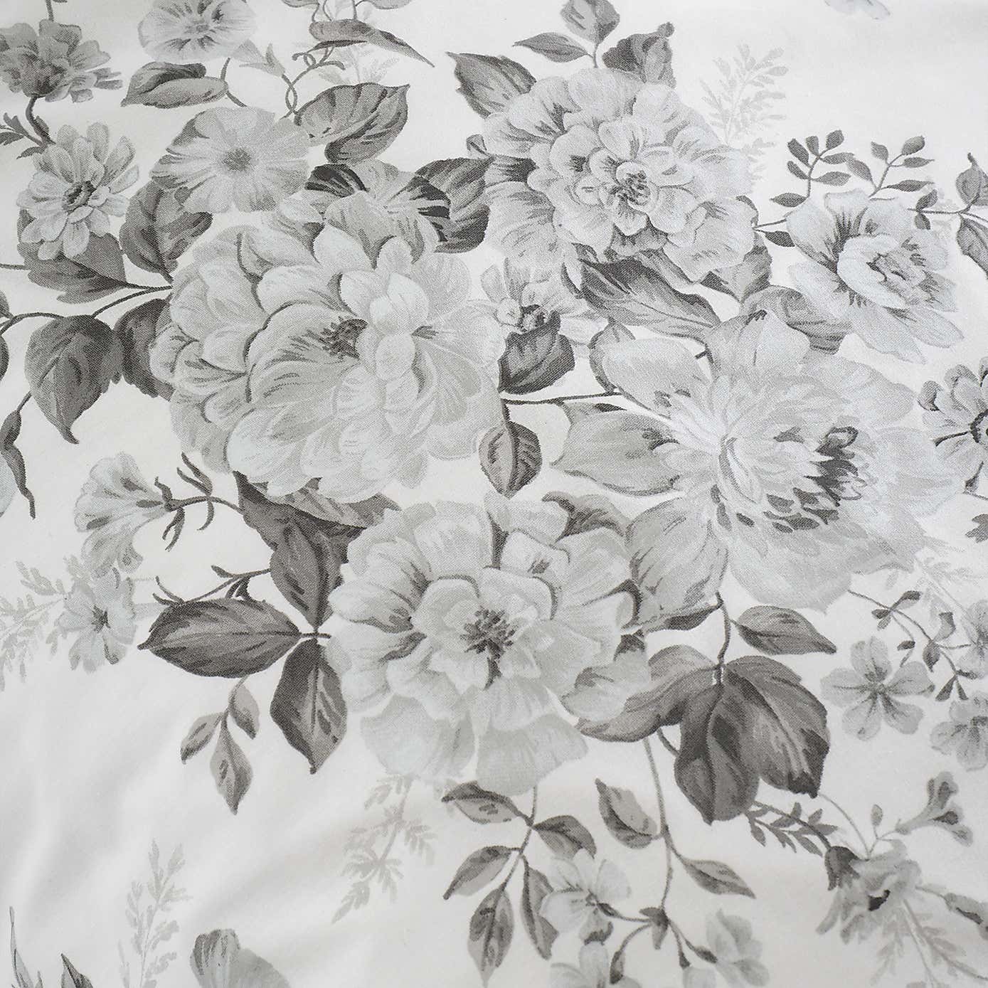 Catherine Lansfield Elinda Floral Duvet Cover and Pillowcase Set