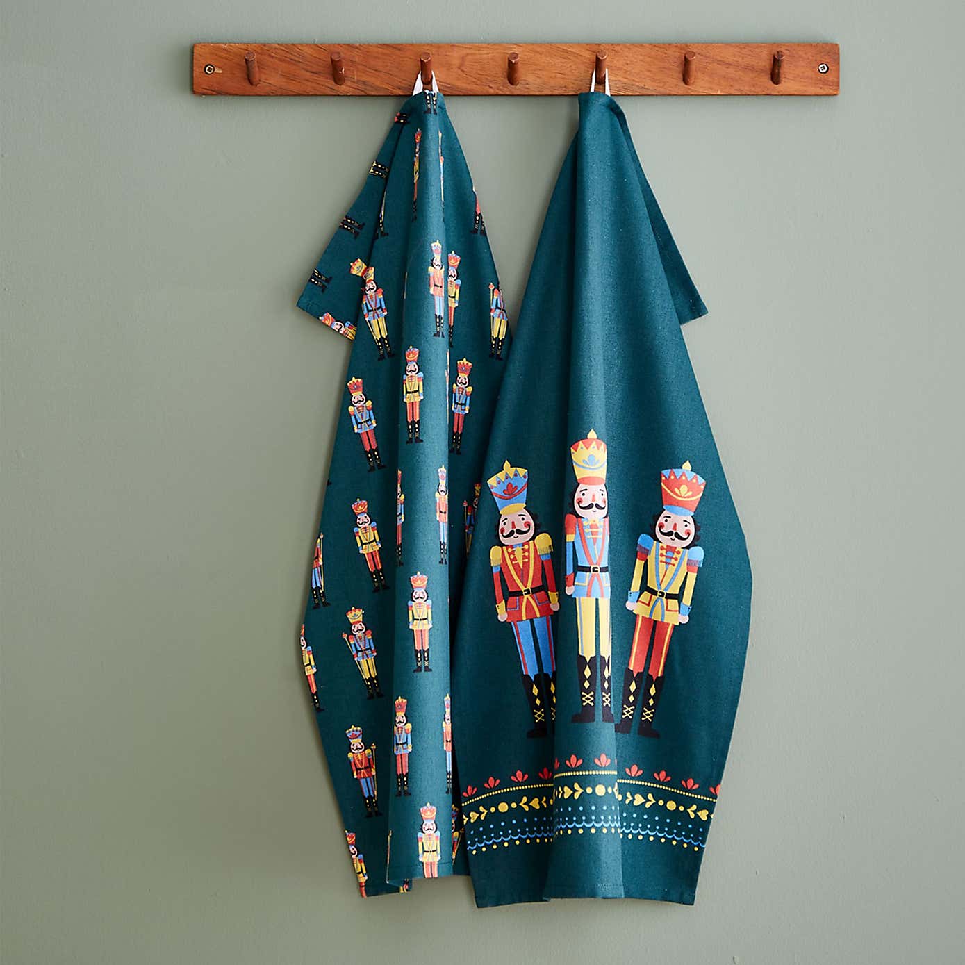 Catherine Lansfield Set of 4 Nutcracker Tea Towels