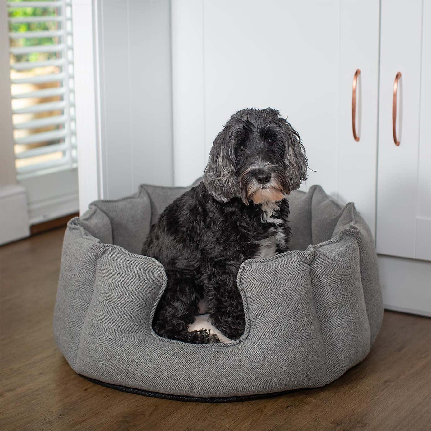Lords and Labradors Herringbone High Wall Dog Bed