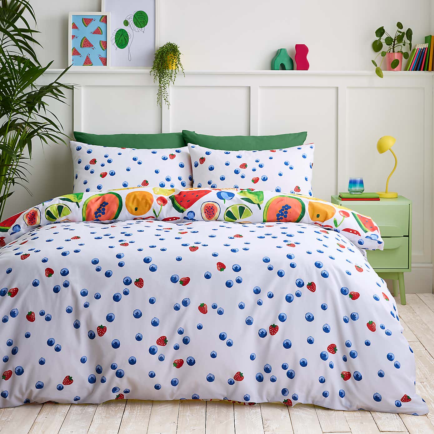 Fruits Reversible Duvet Cover and Pillowcase Set