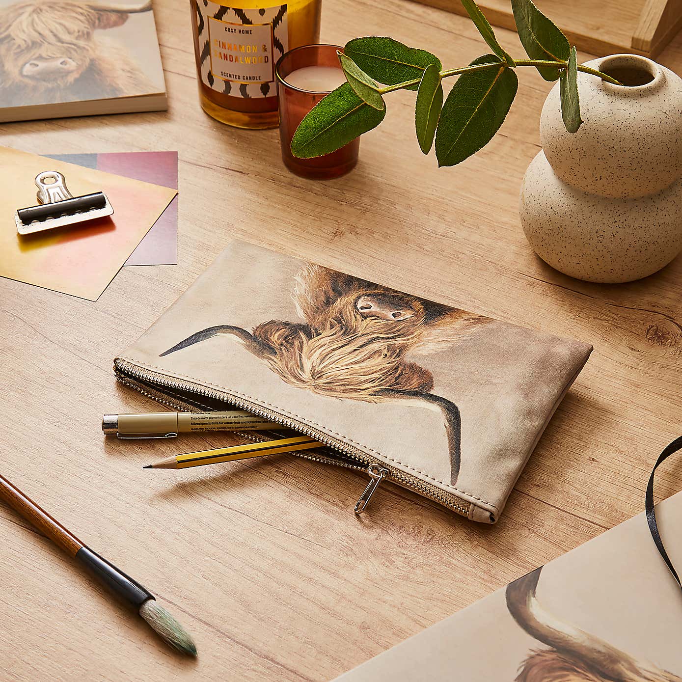 Waters & Noble Flat Pencil Case Design Highland Cow