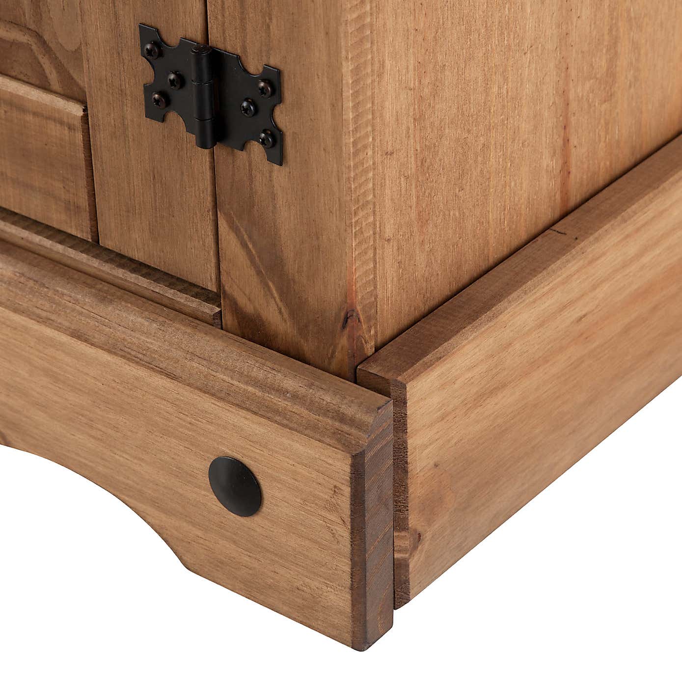 Corona Pine Dresser Unit