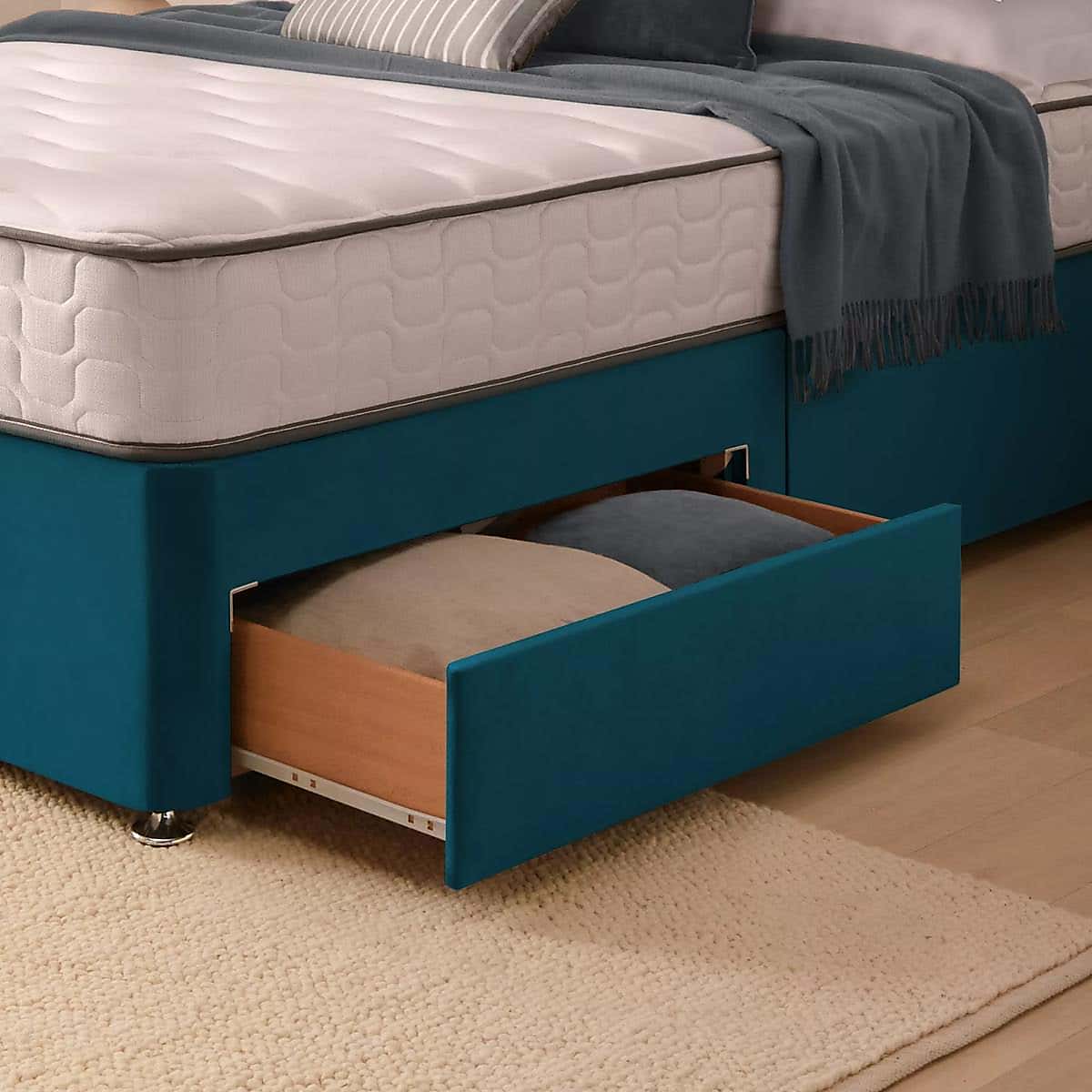 Silentnight 2 Drawer Divan Bed With Velvet Wave Headboard