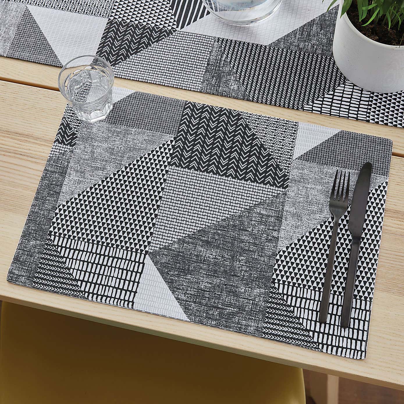 Catherine Lansfield Set of 4 Larsson Geo Placemats