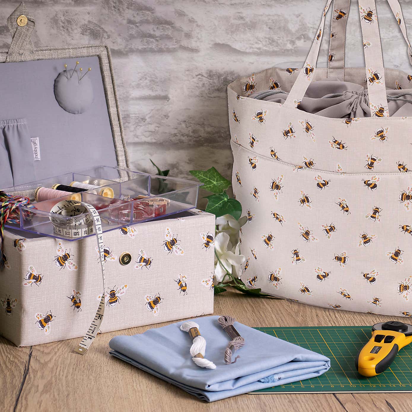 Hobby Gift Bee Large Drawstring Craft Bag