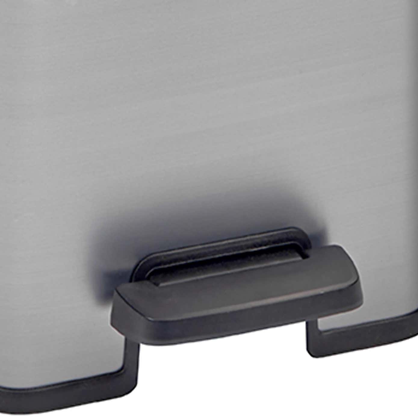 Curver Slim 40L Bin Silver