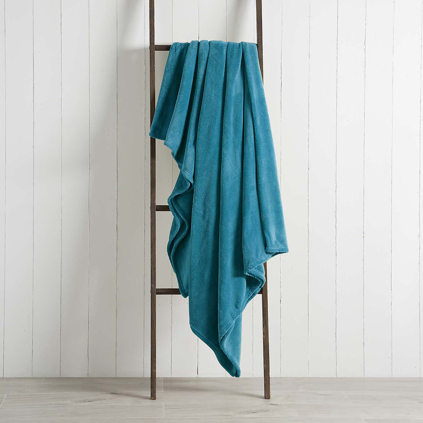 Seriously Soft 220cm x 220cm Throw