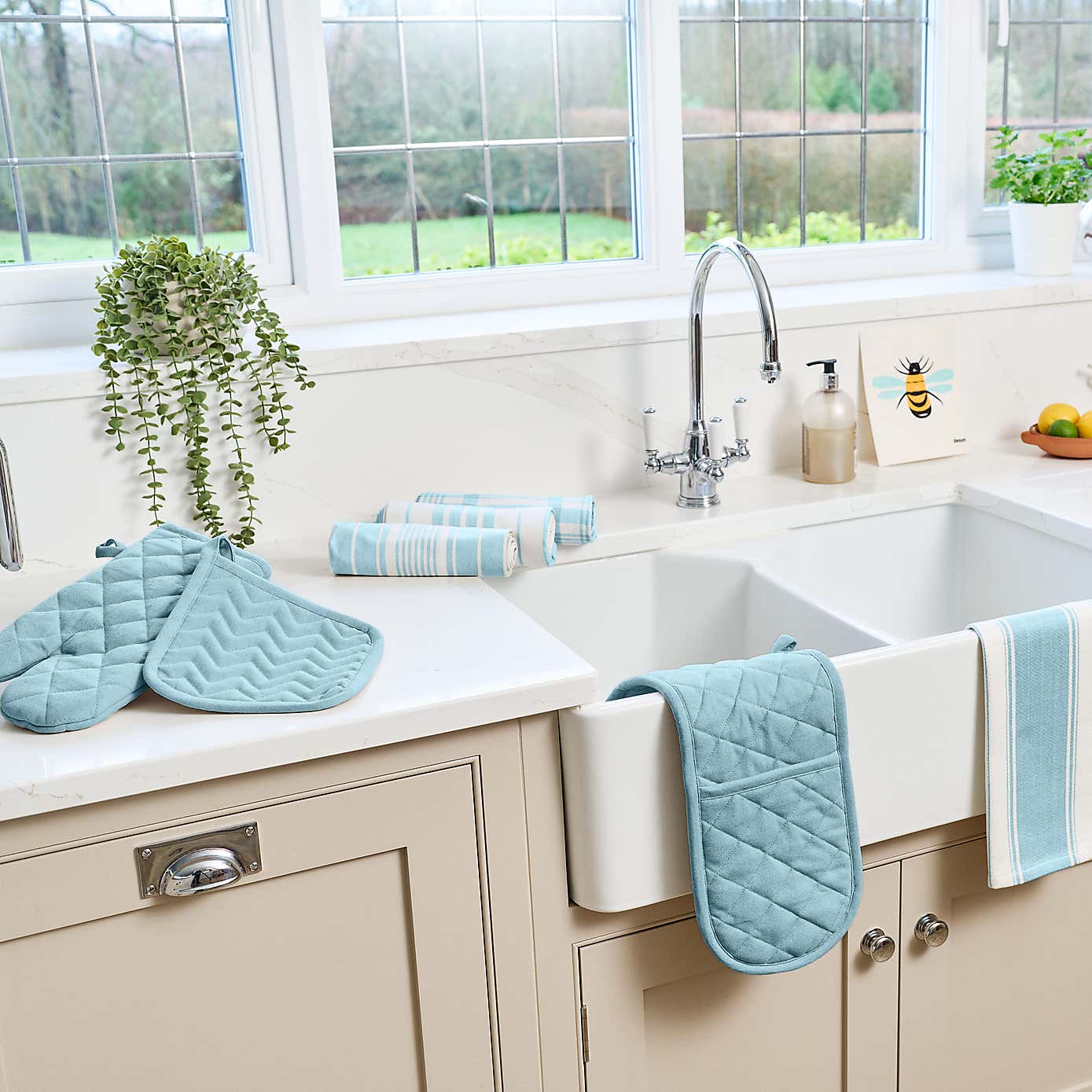 Dexam Love Colour Set of 3 Extra Large Tea Towels