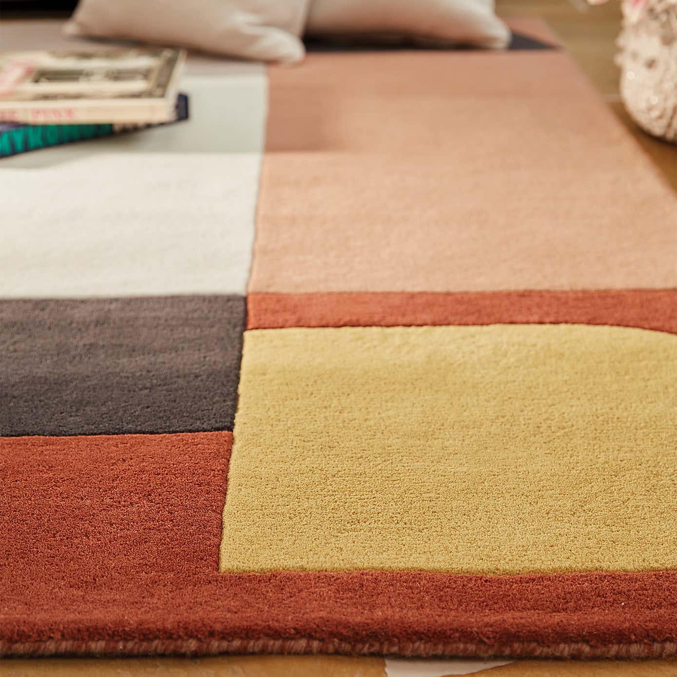 Bauhaus Abstract Rug