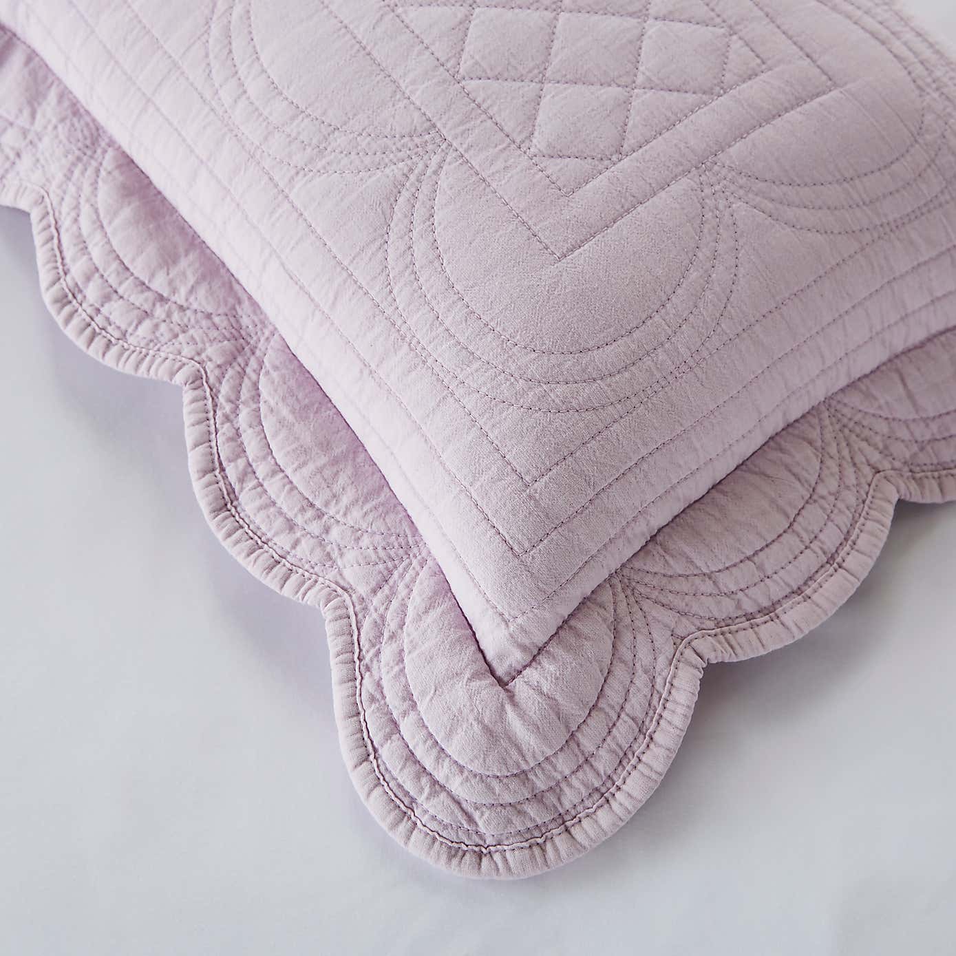 Dorma Soft Scalloped Rectangle Cushion