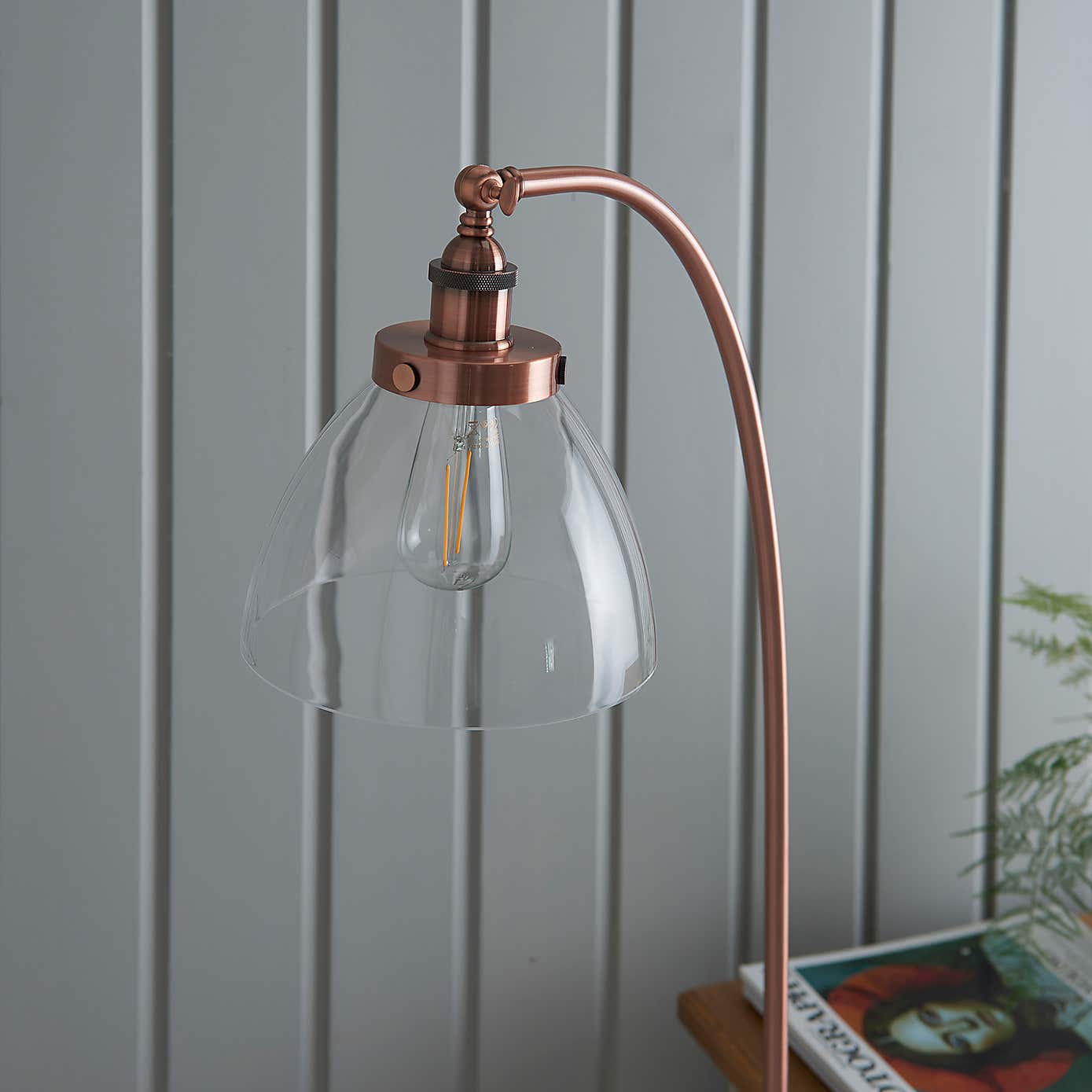 Vogue Tobermory 1 Light Floor Lamp