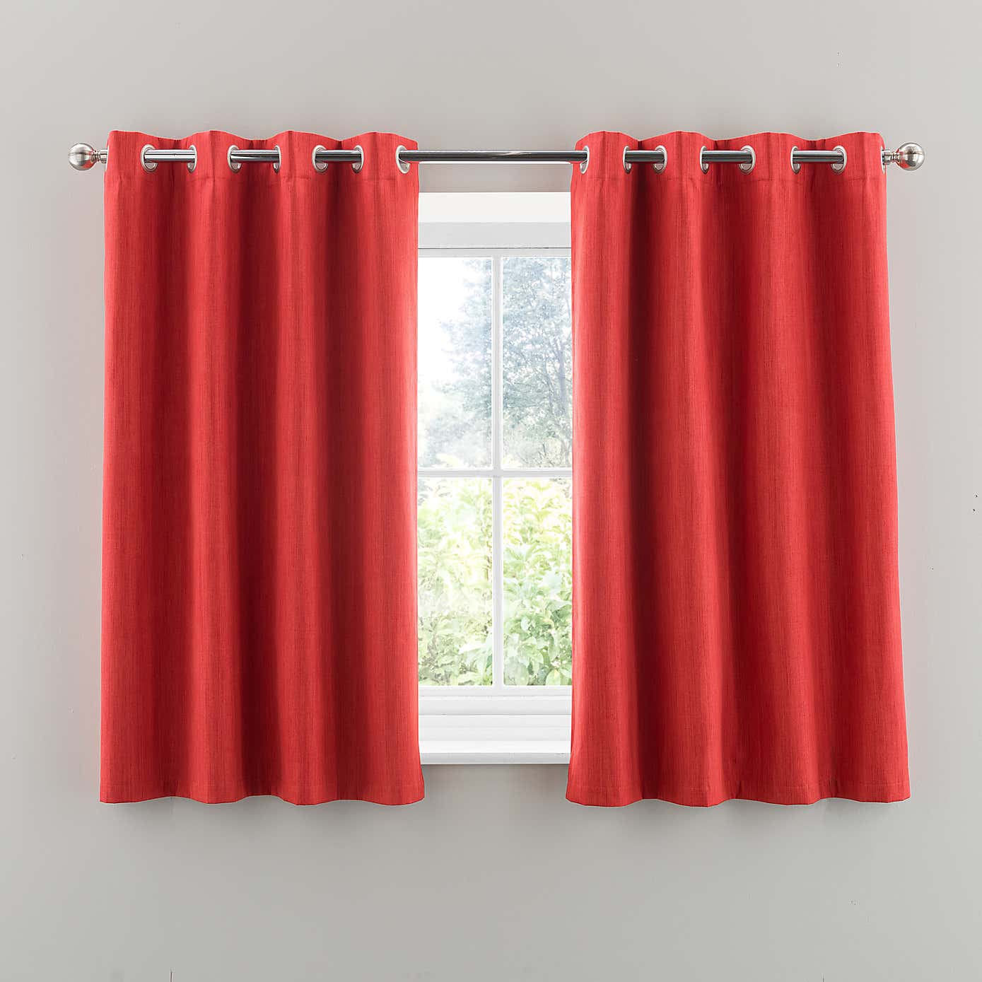 Solar Blackout Eyelet Curtains