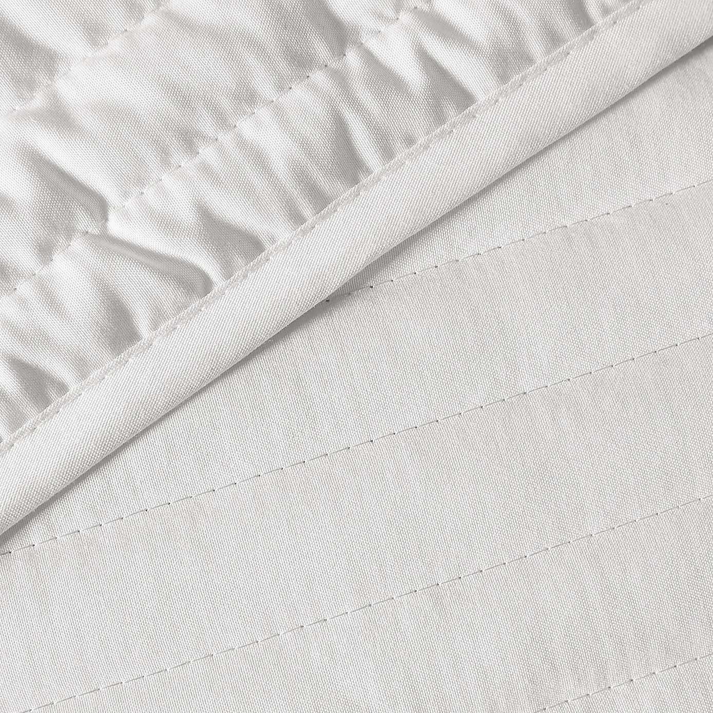 Bianca Quilted Lines Bedspread