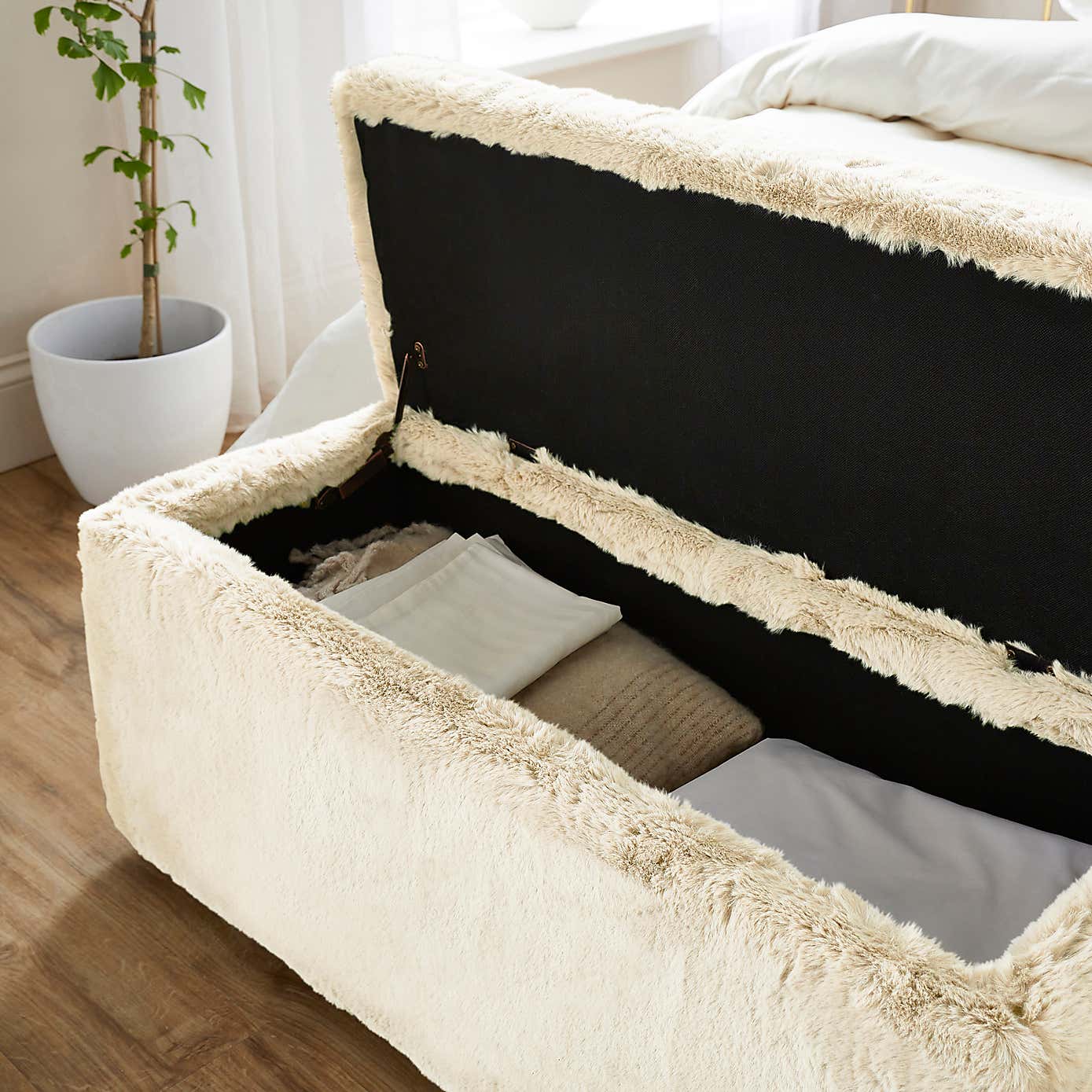 Elysia End of Bed Ottoman, Faux Fur