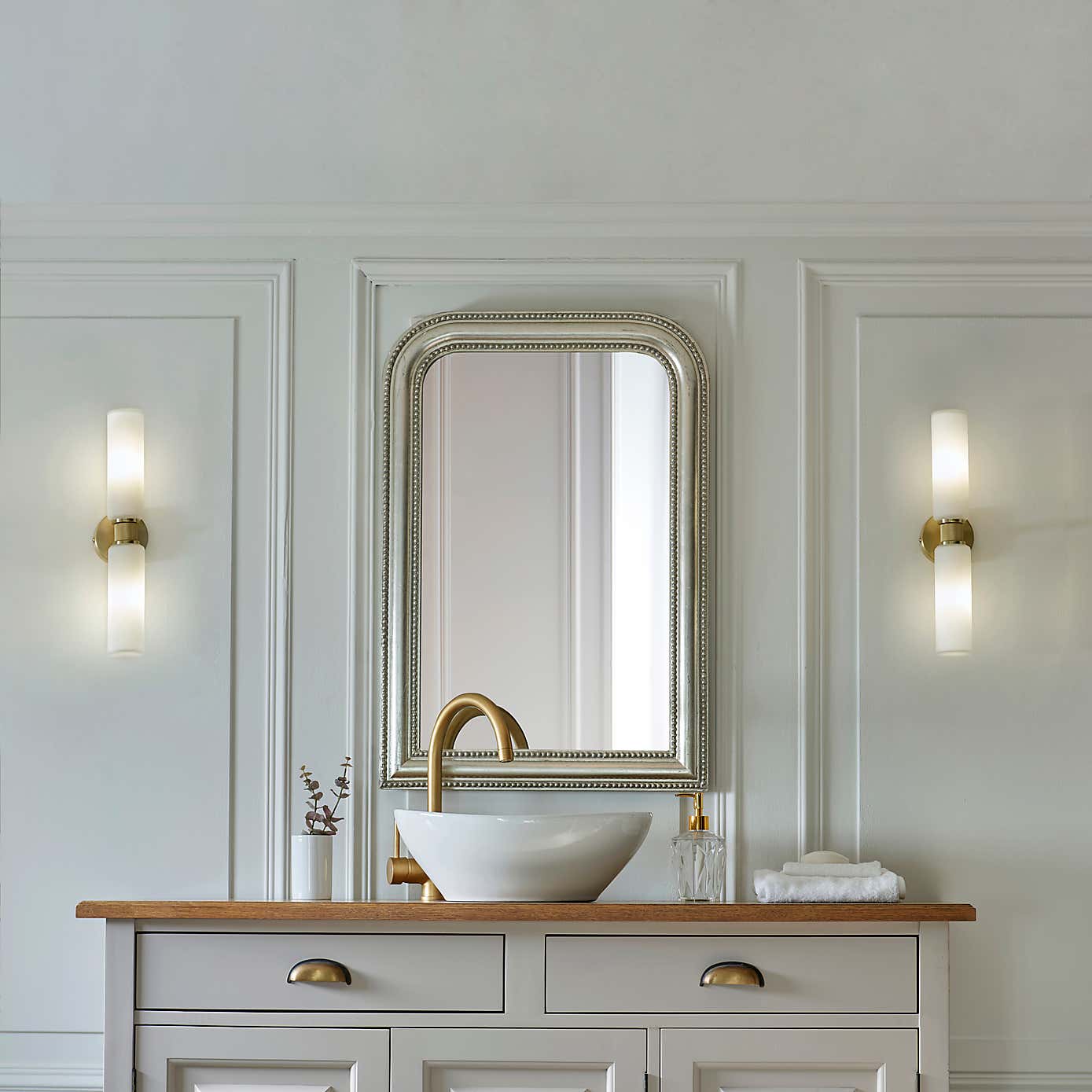 Roan 2 Light Dimmable Bathroom Wall Light