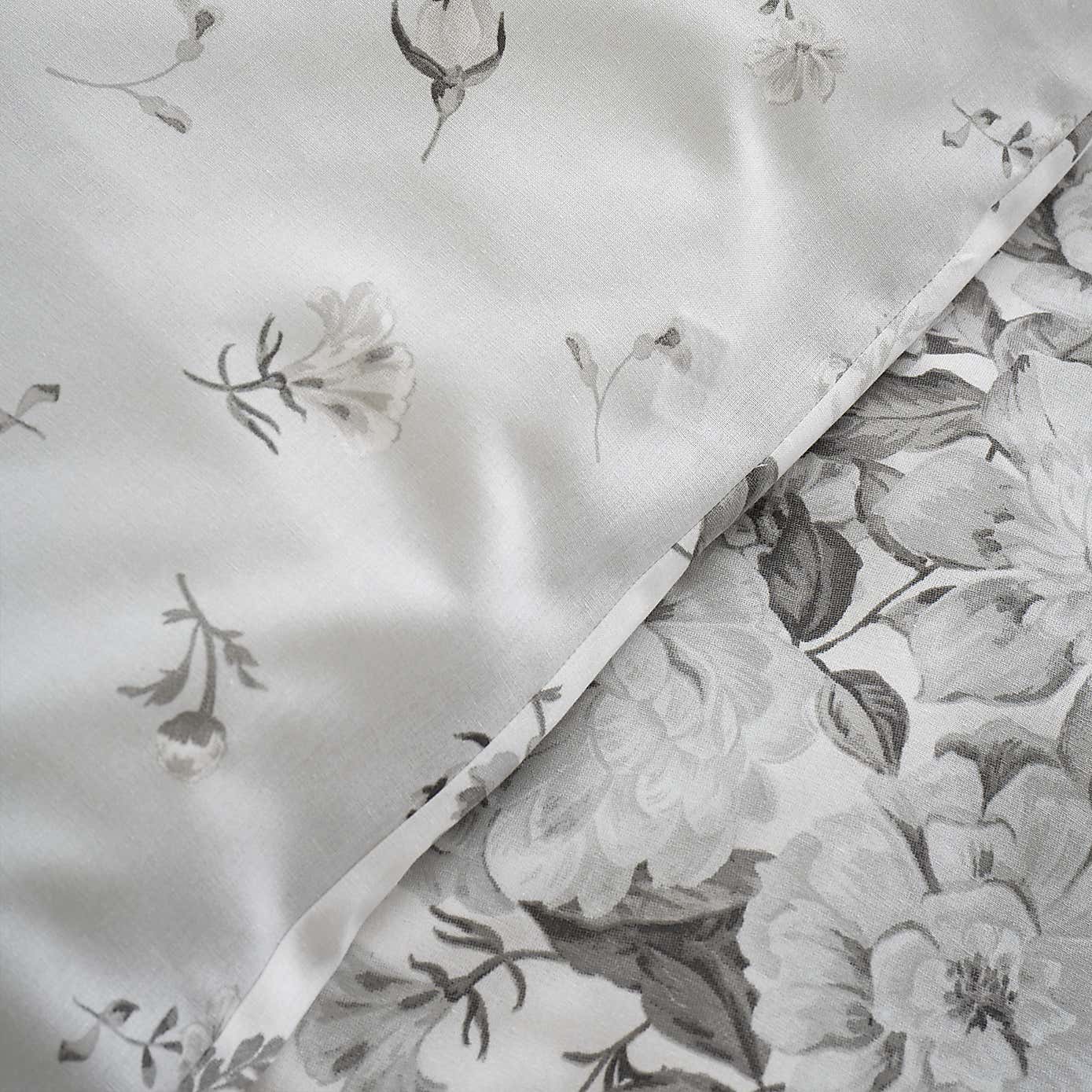 Catherine Lansfield Elinda Floral Duvet Cover and Pillowcase Set