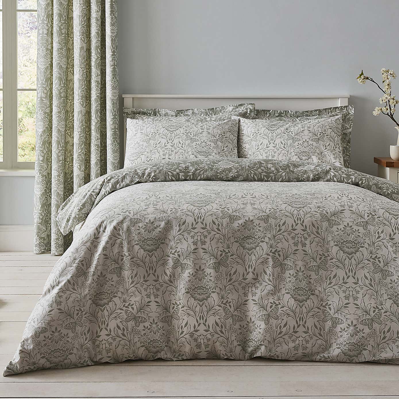 Evesham Green Duvet Cover and Pillowcase Set