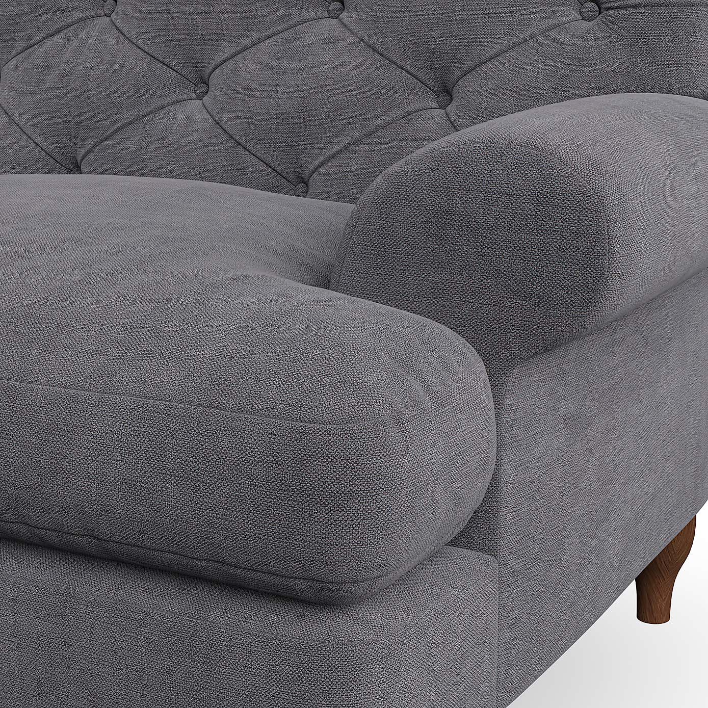 Canterbury Snuggle Chair