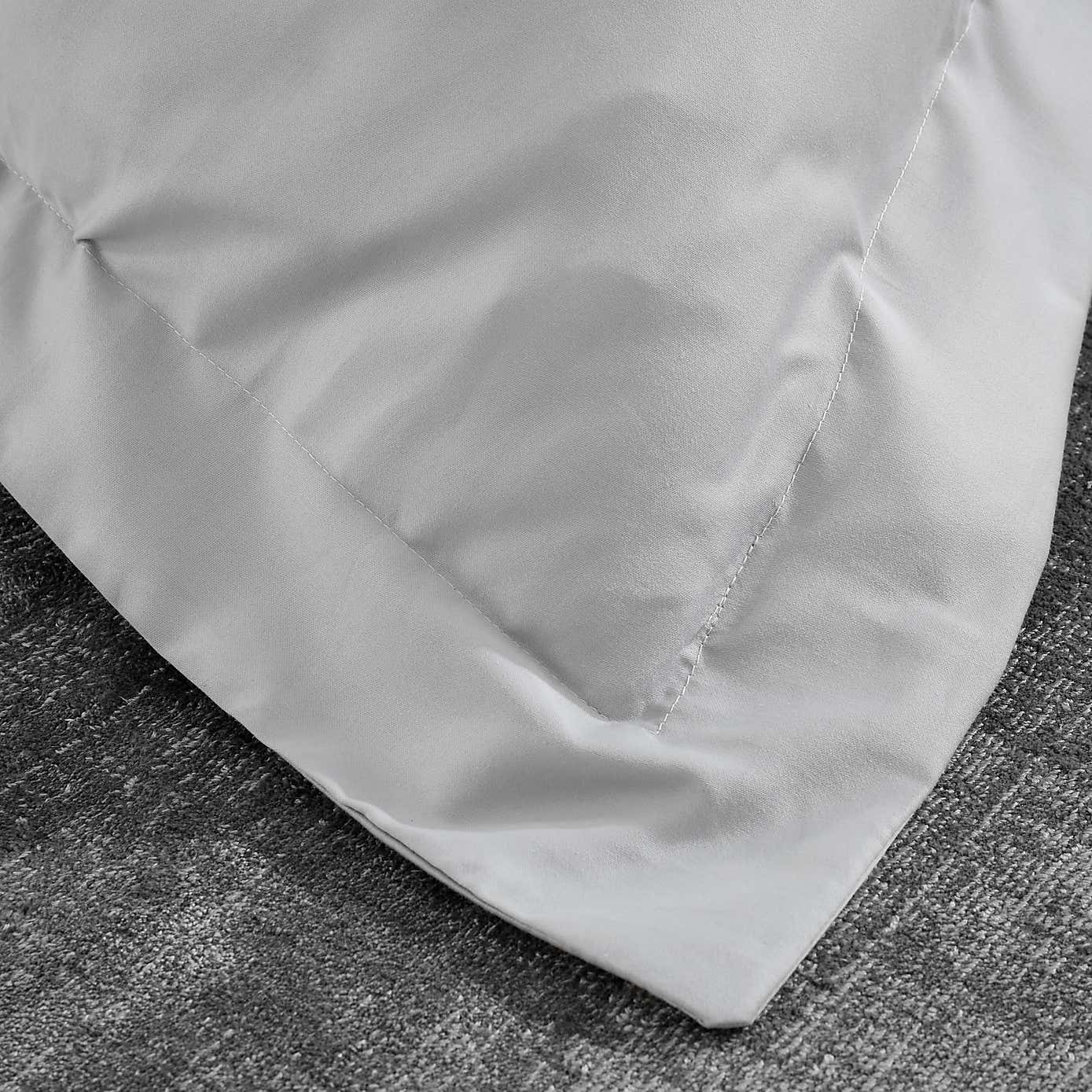 Hotel Egyptian Cotton 230 Thread Count Sateen Oxford Pillowcase