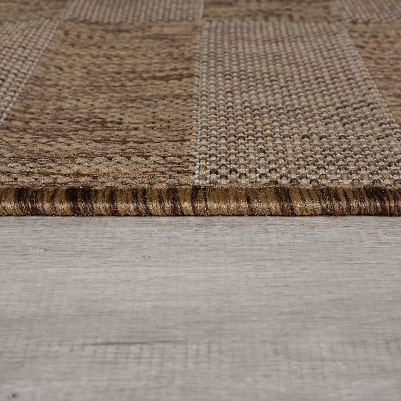 Checkerboard Indoor Outdoor Rug