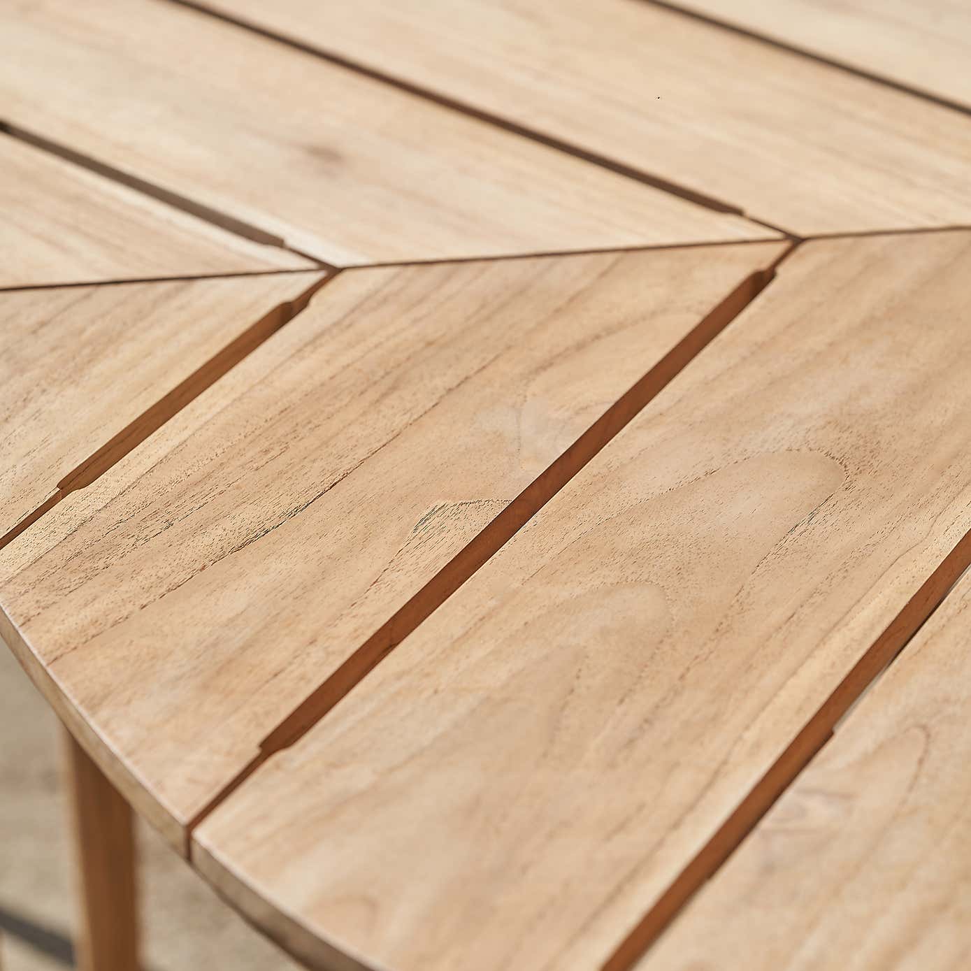 Pacific Lifestyle Reuleaux Salita Outdoor 6 Seater Dining Set