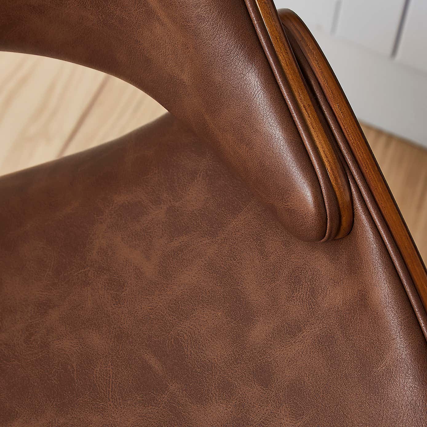 Trento Black Adjustable Gas lift Bar Chair