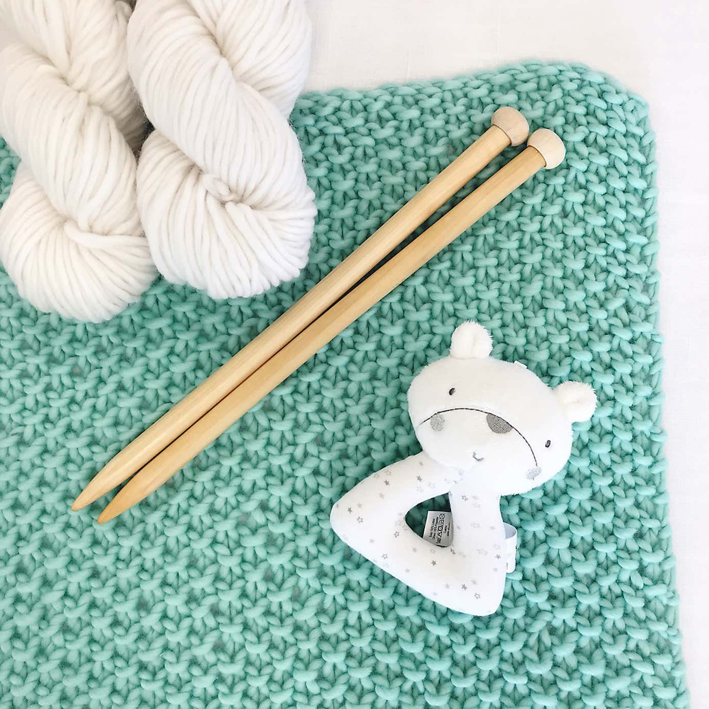 Louis Baby Blanket Knitting Kit