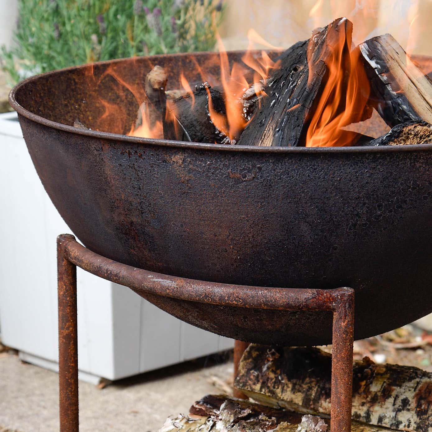 Outdoor Extra Large Cast Iron Fire Pit