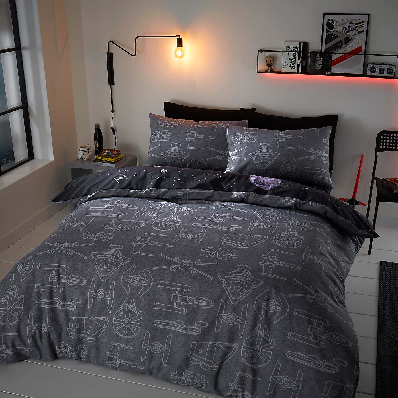 Disney Star Wars Darth Vader Duvet Cover and Pillowcase Set