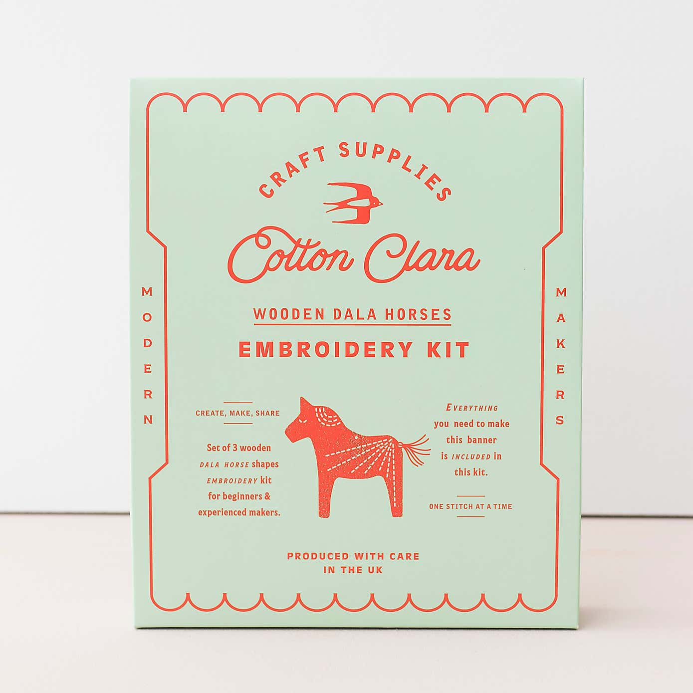 Cotton Clara Dala Horses Embroidery Board Kit