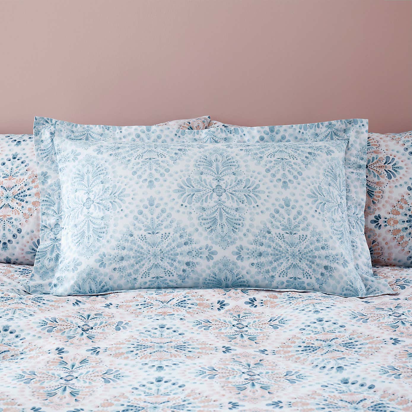 Saraya Blush 100% Cotton Oxford Pillowcase