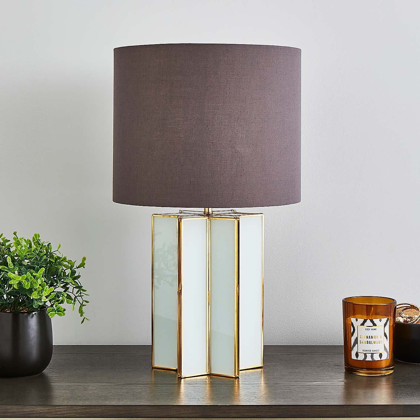 Virgo Green Star Glass Table Lamp