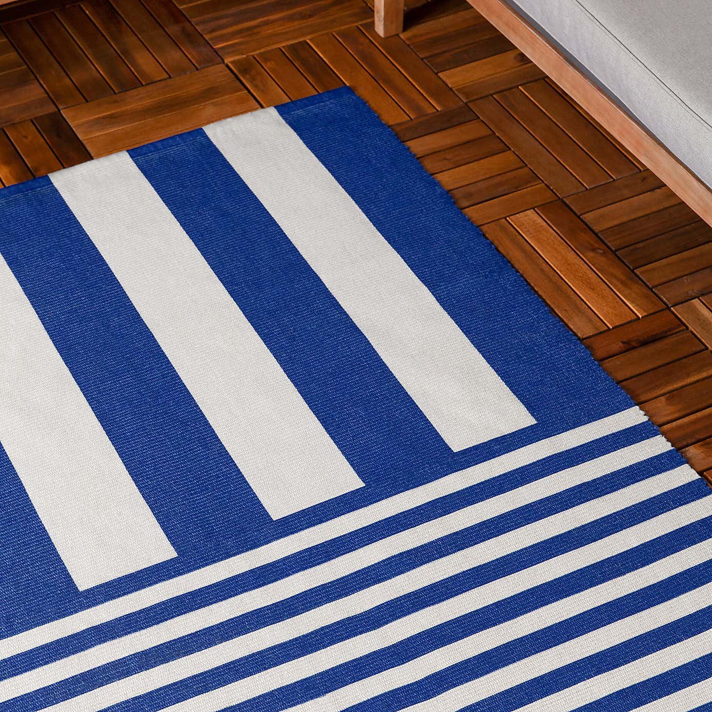 Furn Deck Stripe Indoor Outdoor Rug