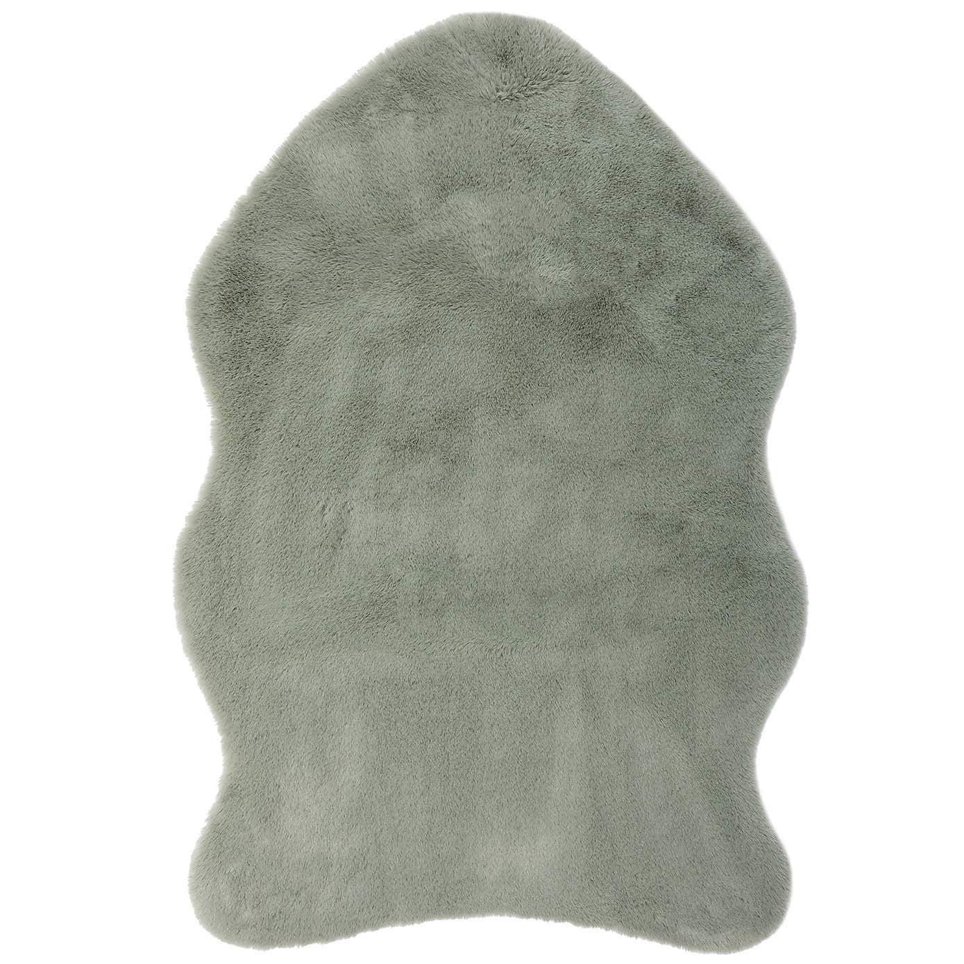 Supersoft Faux Fur Single Pelt Rug