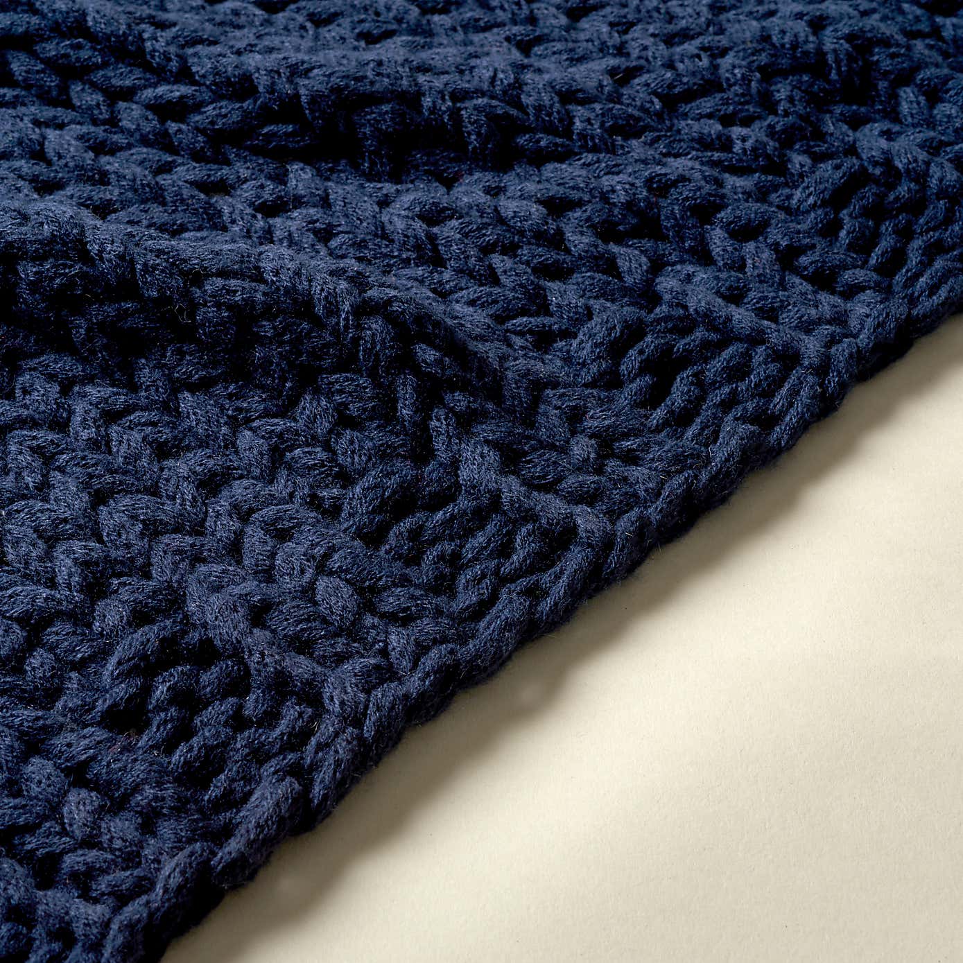 Chunky Knit Recycled Throw 130cm x 170cm