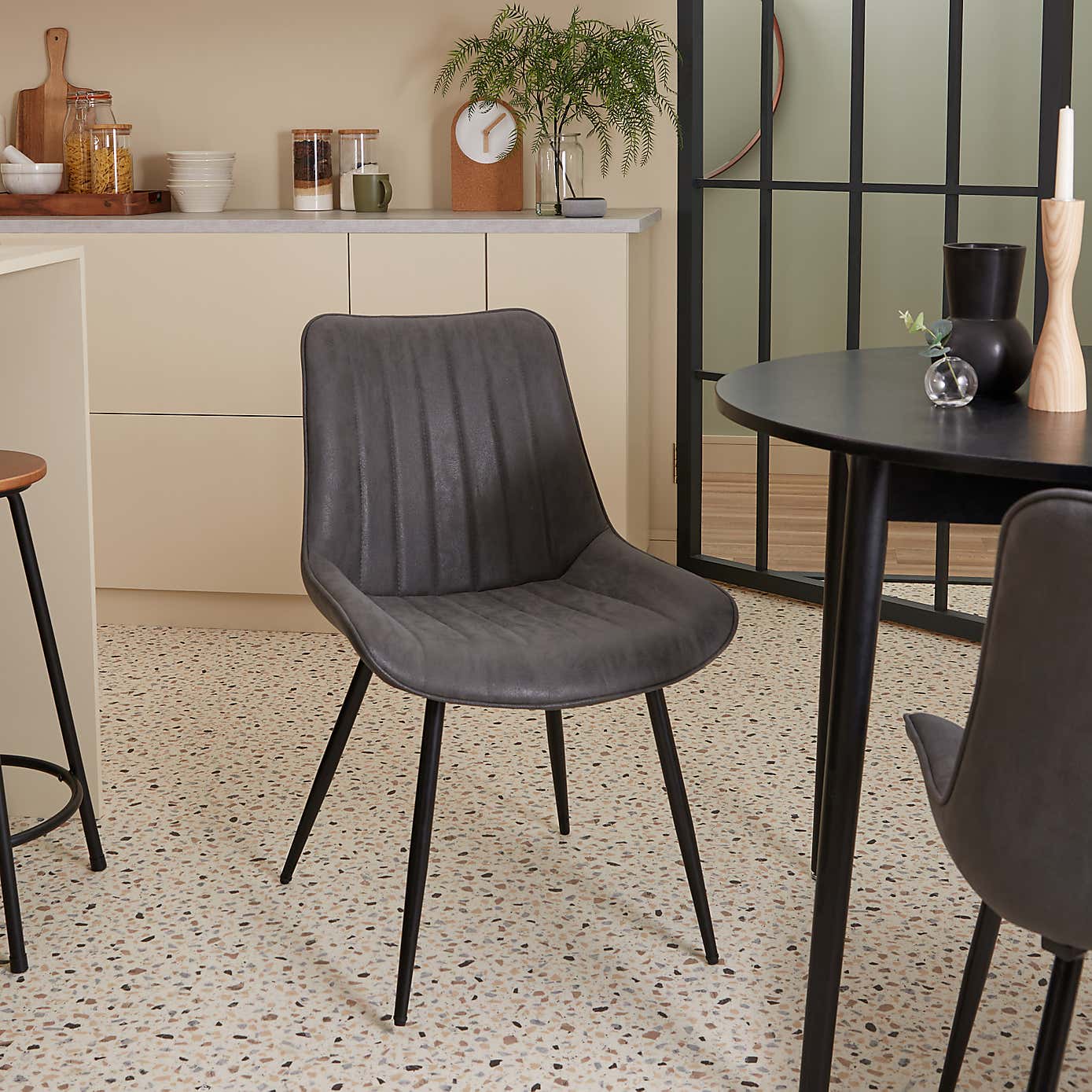 Zion Set of 2 Dining Chairs