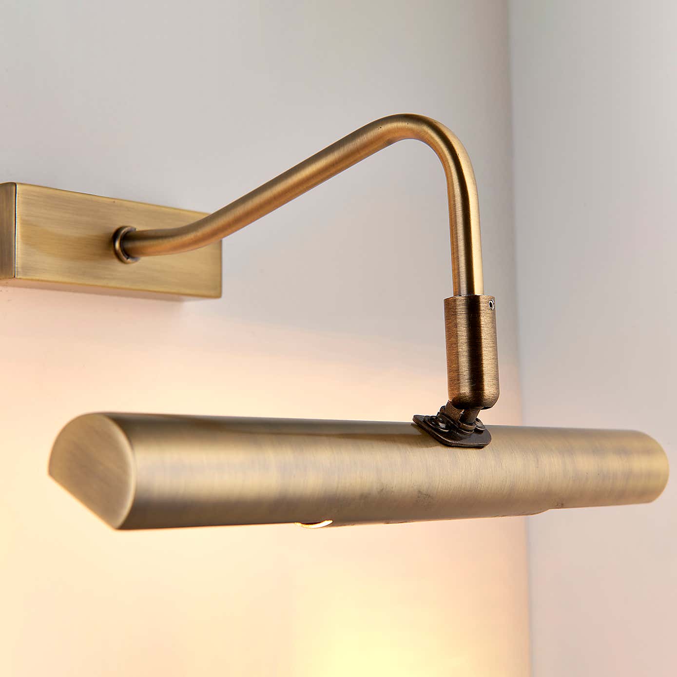 Vogue Lyra Picture 2 Light Adjustable Wall Light