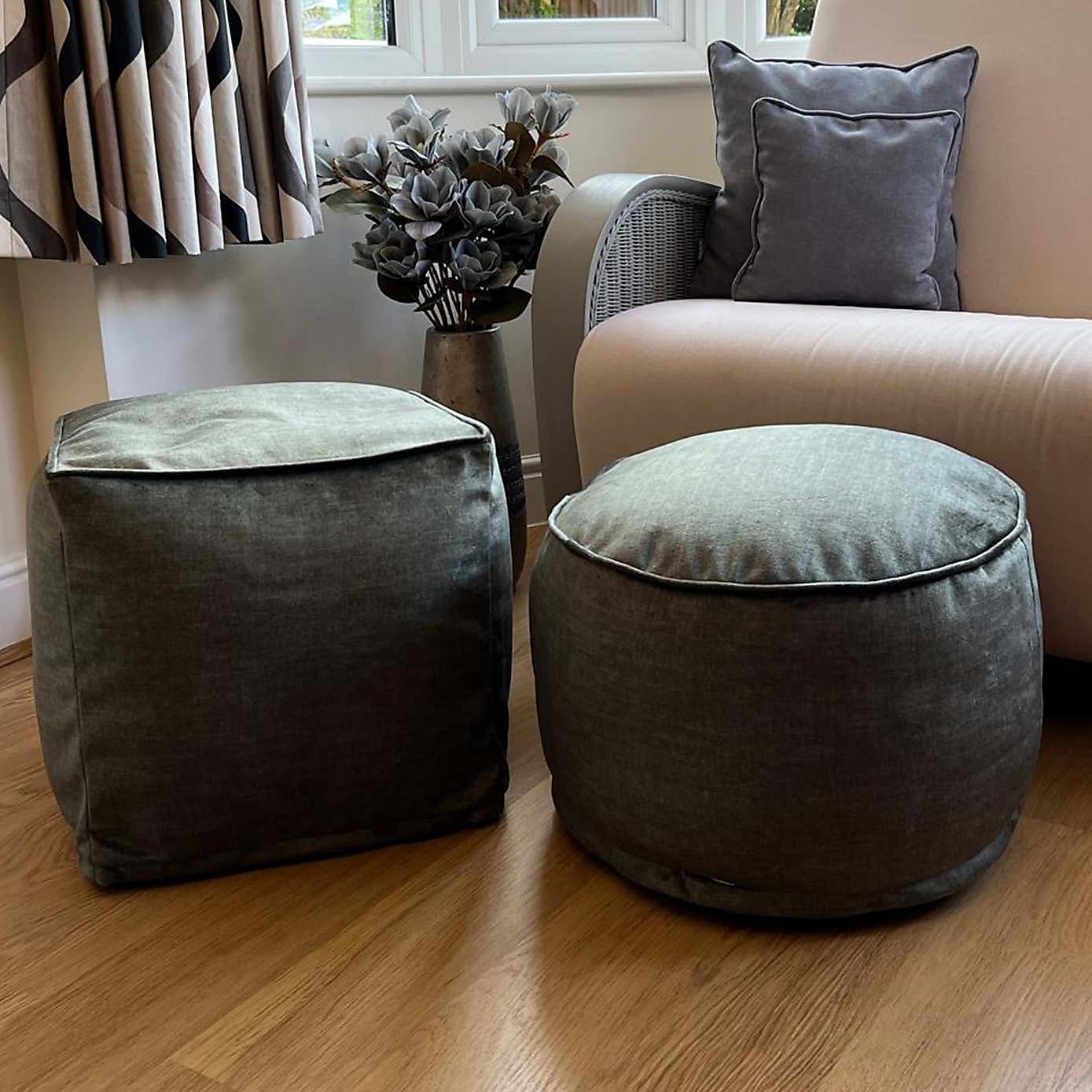 Daro Vogue Cube Pouffe