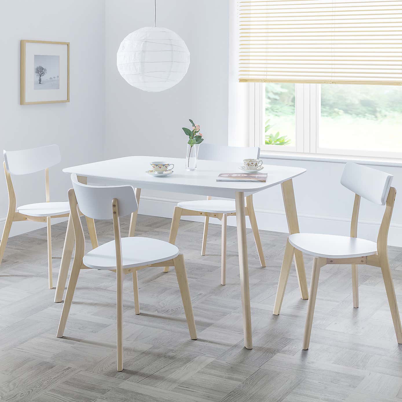 Casa Rectangular Dining Table with 4 Dining Chairs