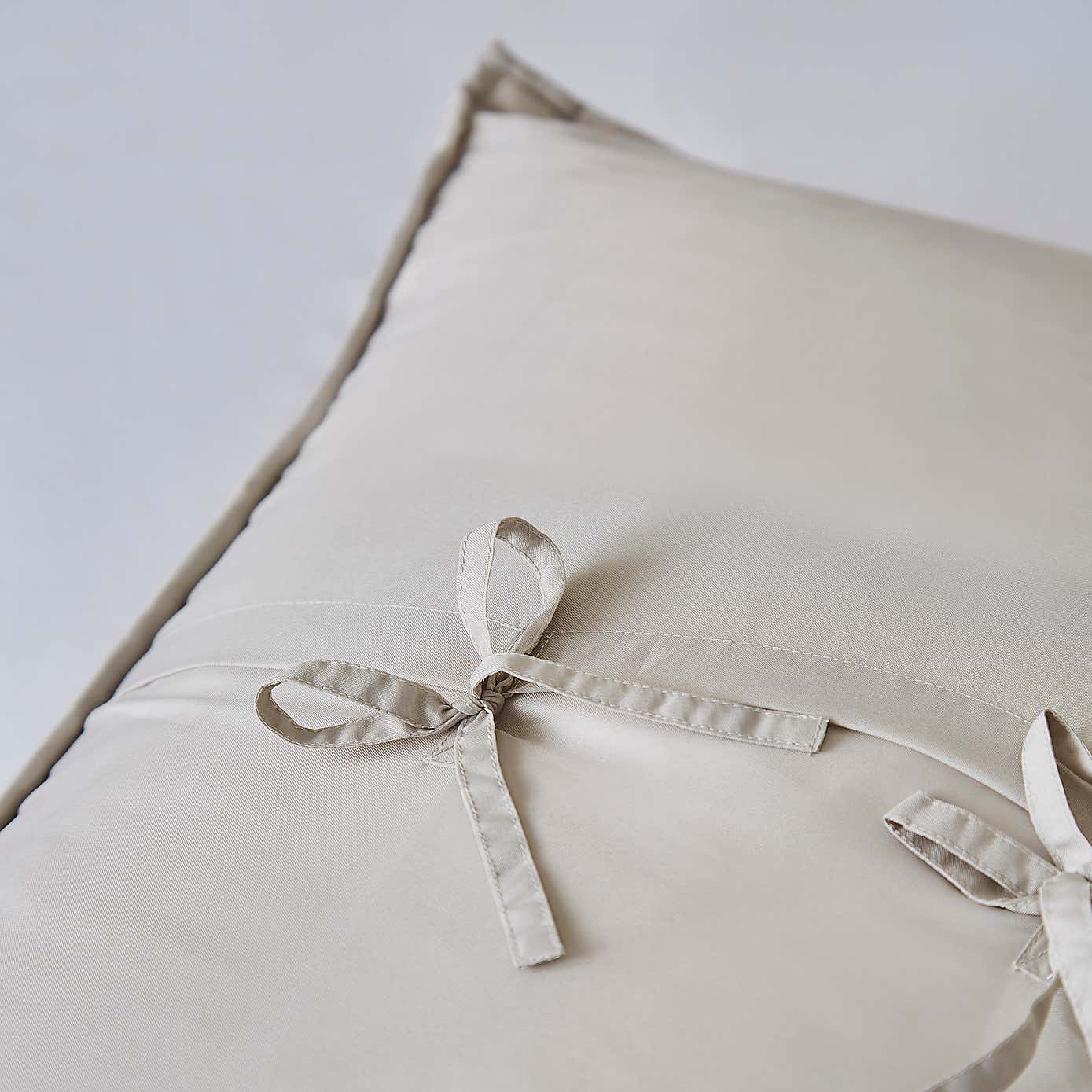 Dorma Charlbury Ivory Continental Pillowcase