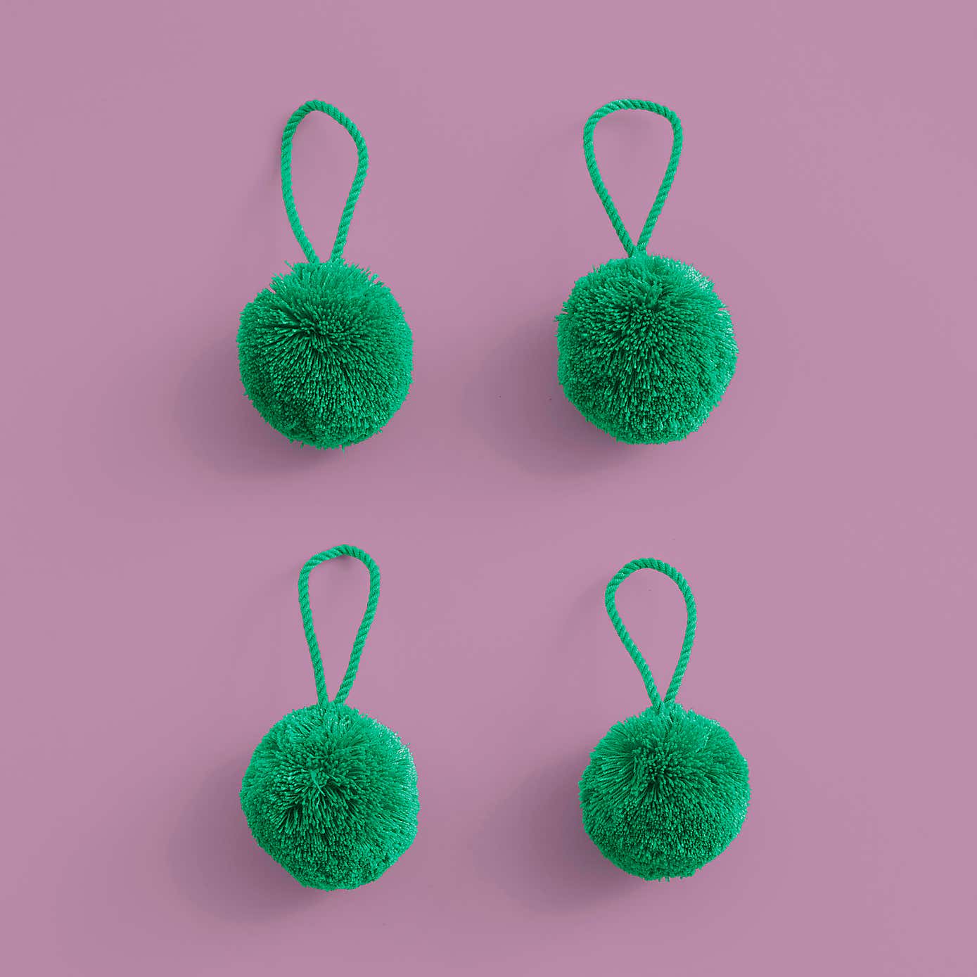 Sophie Robinson 4cm Pom Poms, 4 Pack