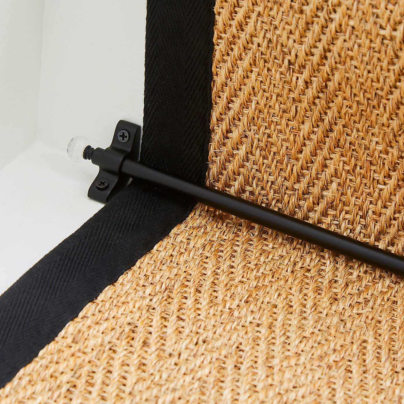 Faceted Resin Ball Finial Stair Rod