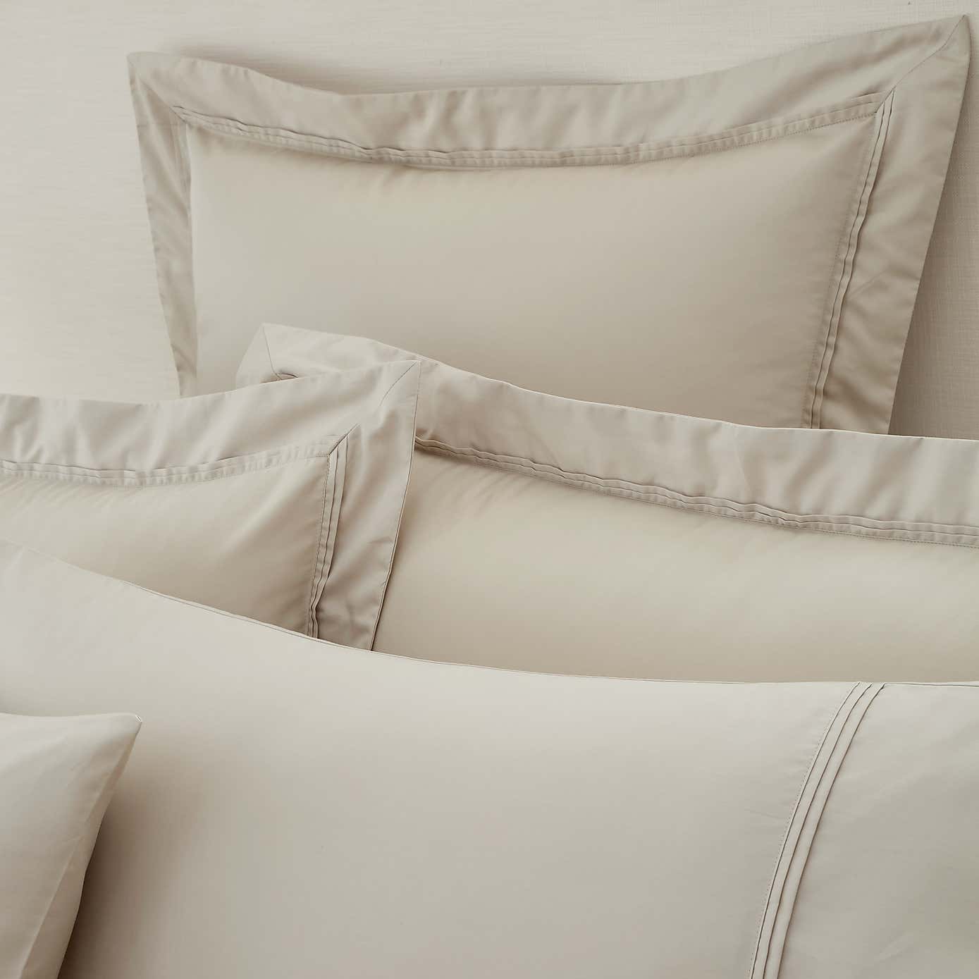 Dorma 500 Thread Count 100% Cotton Satin Plain Oxford Pillowcase