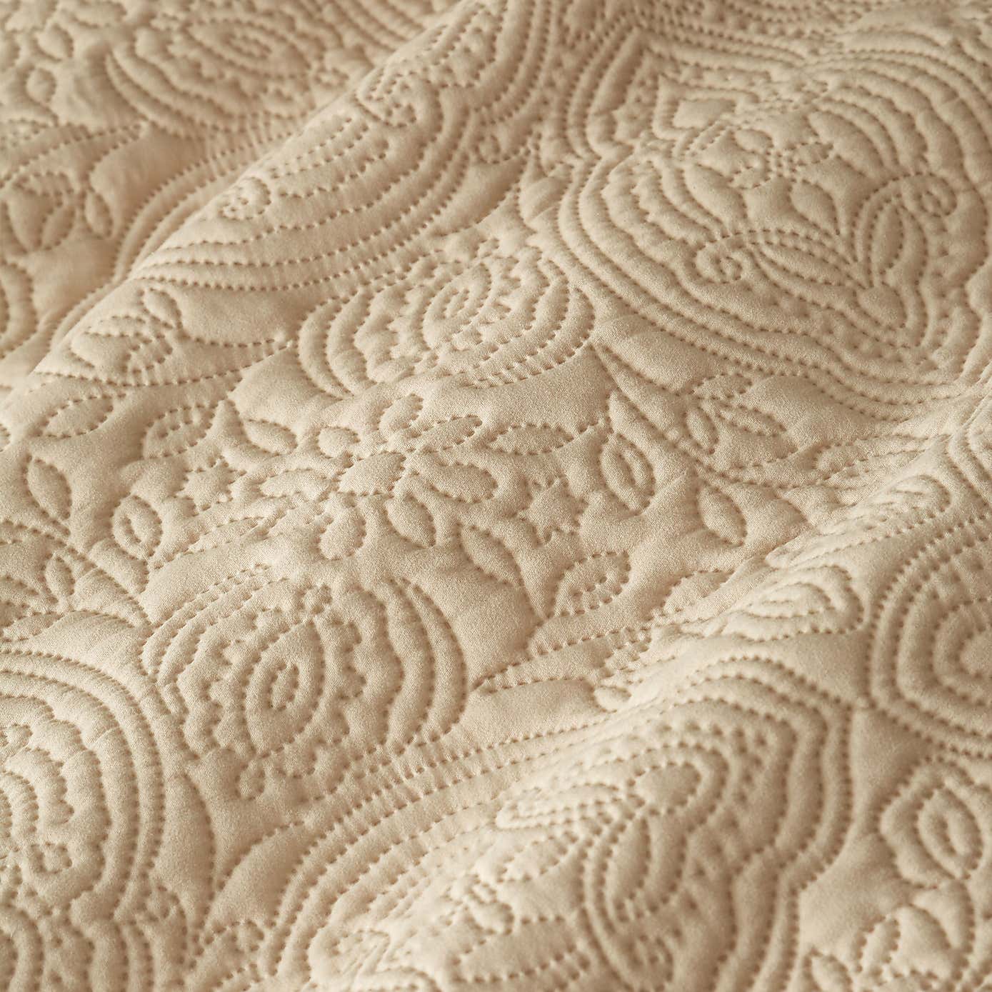 Pineapple Elephant Casablanca Pinsonic Duvet Cover & Pillowcase Set