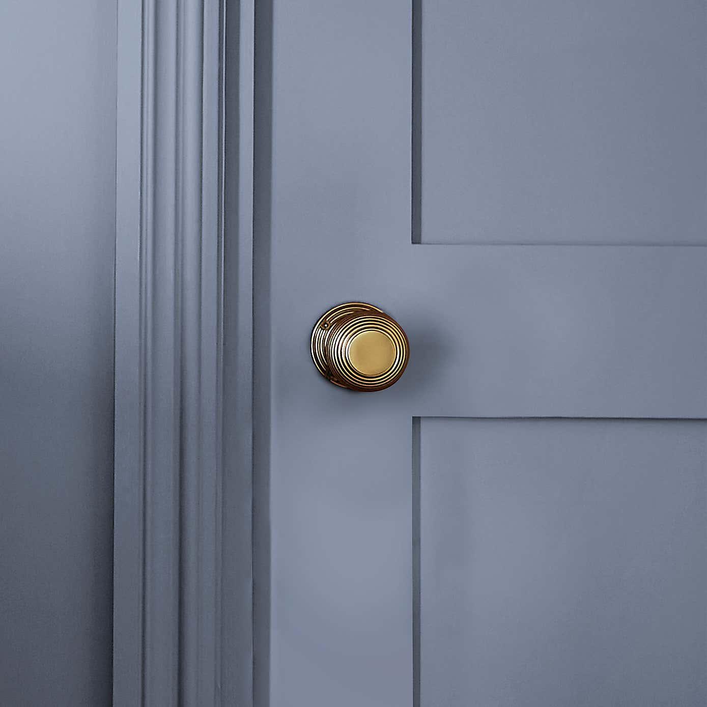 William Morris At Home Hazed Temper Blue Mast Gallery Emulsion Paint