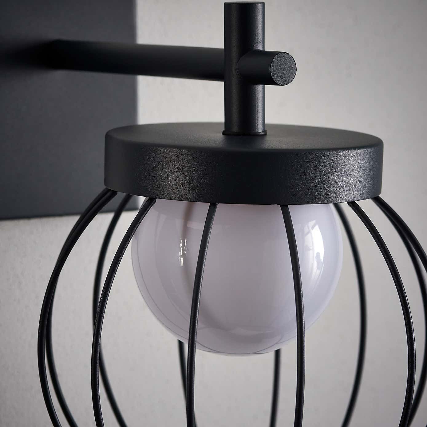 Lanesra Outdoor Wall Light