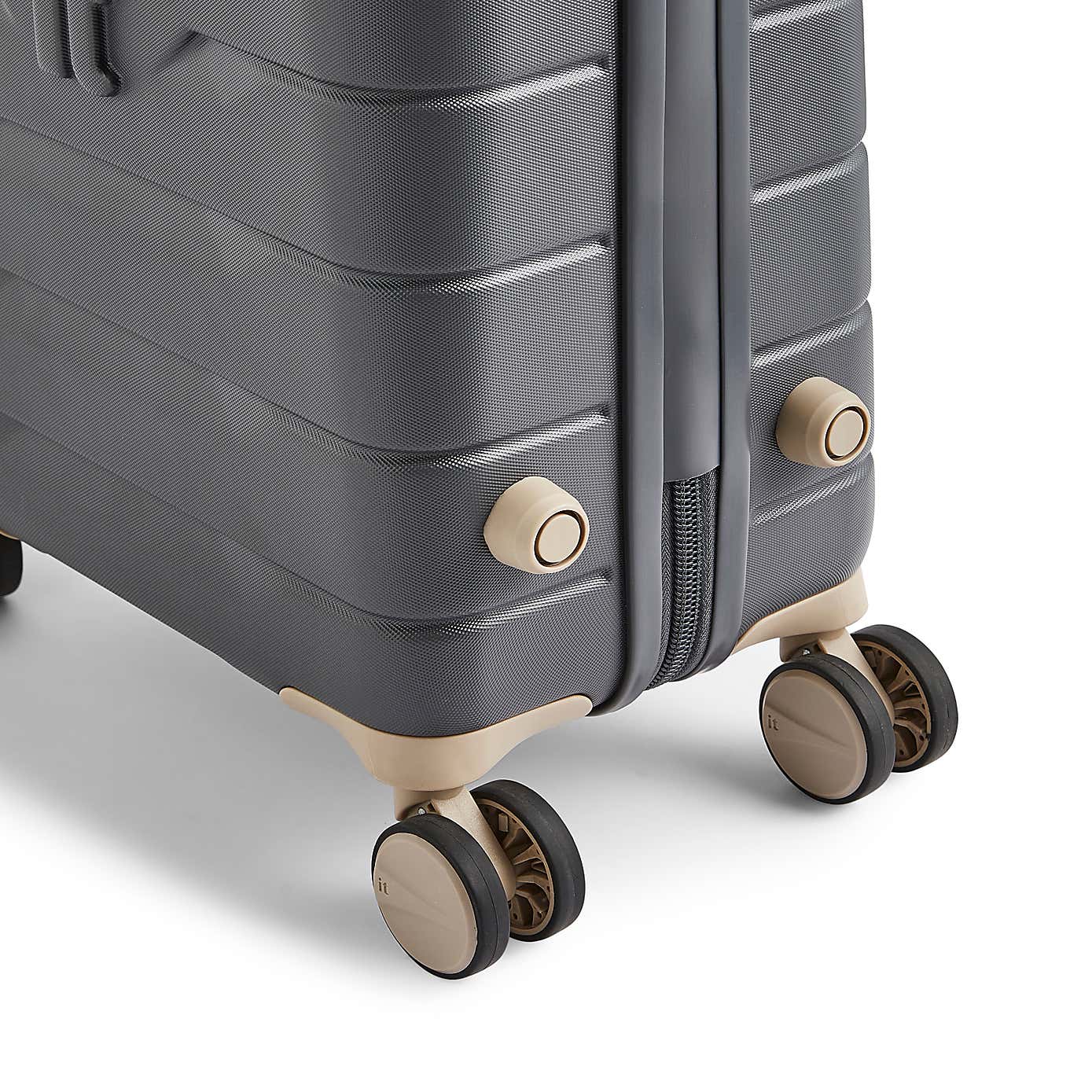 IT Luggage Skyscraper Hard Shell Suitcase