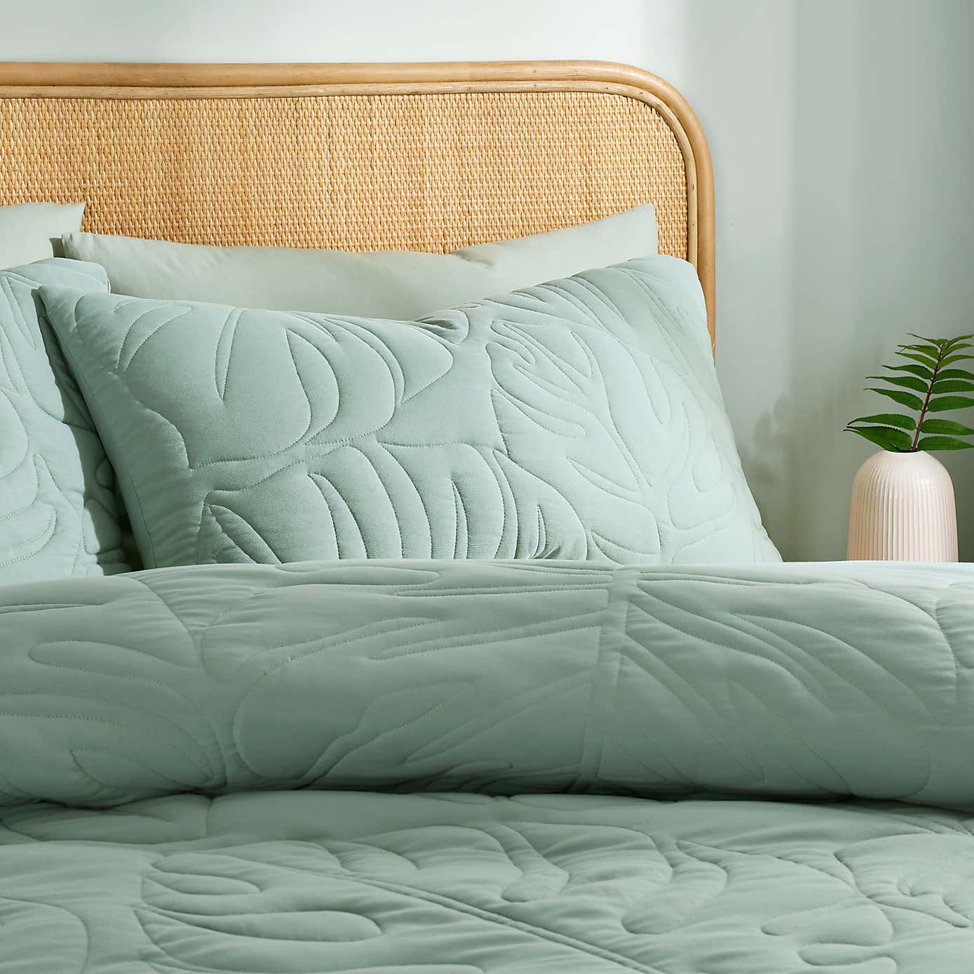 Tropical Leaf Embroidered Duvet Cover and Pillowcase Set