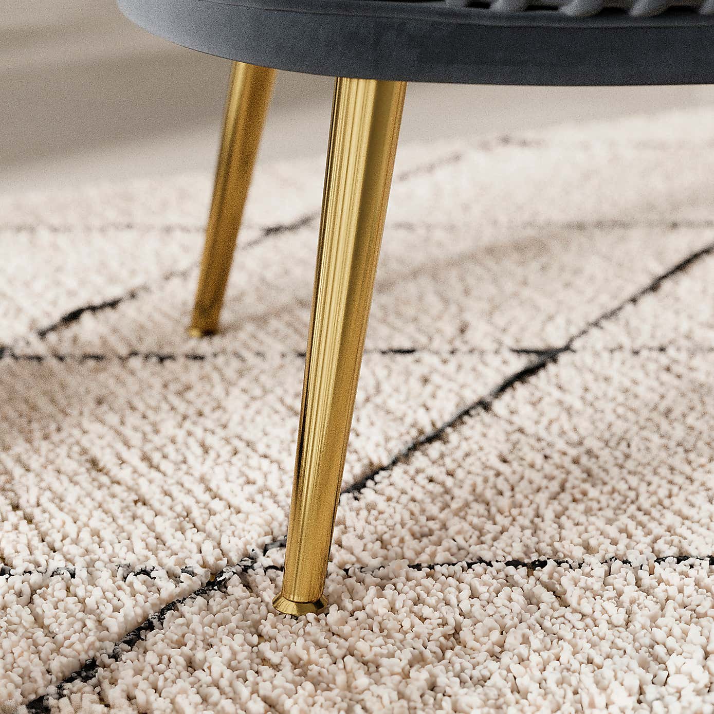 Bella Velvet Cocktail Chair